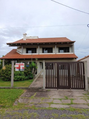 Linda casa para ate 10 pessoas a 100m do mar